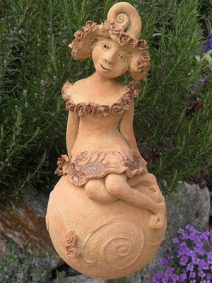 Rosen Elfe Garten Höri Bodensee / Garten Kunst frostfest Ton Keramik
