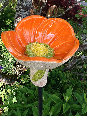 Höri Bodensee Wangen Blüte aus Ton / Keramik Garten Stecker Orange