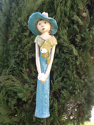 Madame Fleur Frauen Figur Garten Schönheit Deko blau frostfest