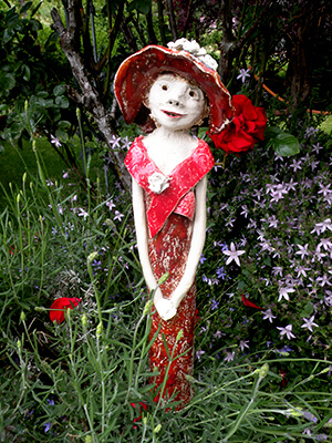 Madame Fleur Frauen Figur Garten Schönheit Deko rot frostfest